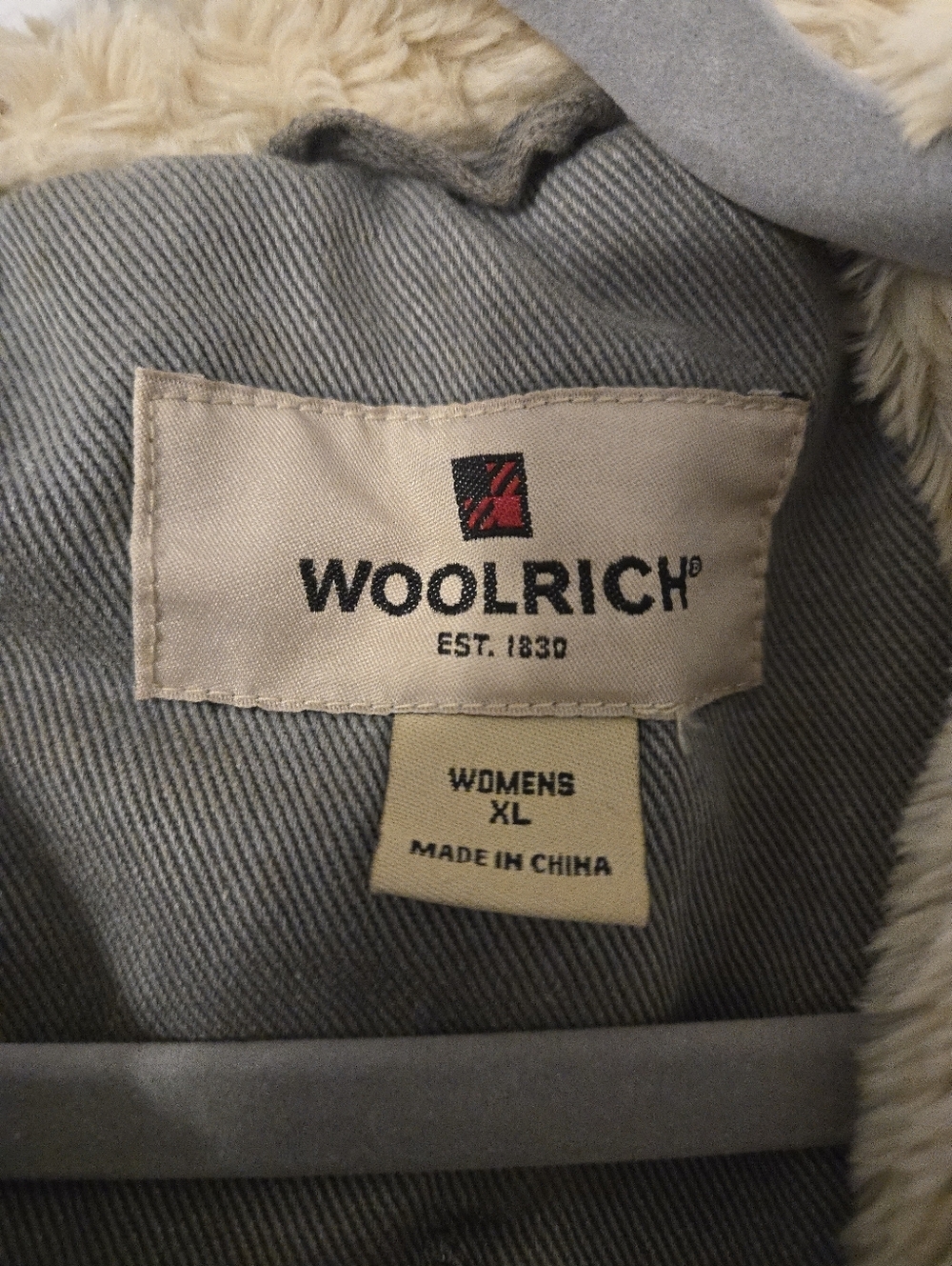 Vintage Woolrich Womens XL Gray Faded Faux Fur Hooded Jacket VTG - Picture 3 of 7